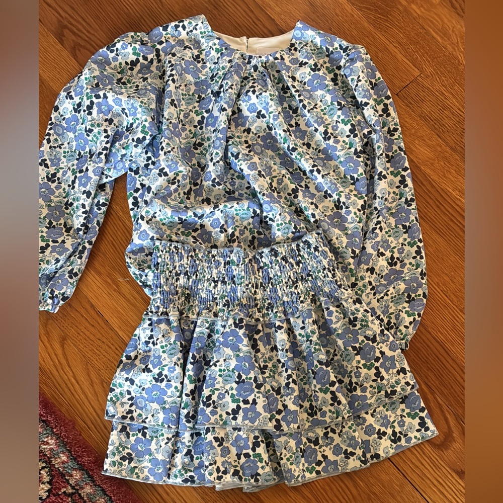 Floral Blue and White Long Sleeve Dress